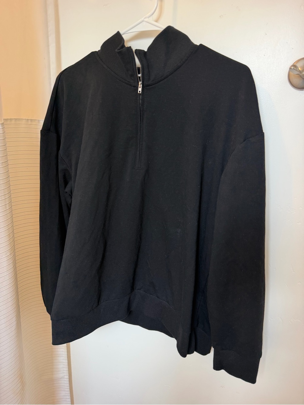 Black Half-Zip Sweatshirt - Classic Pullover